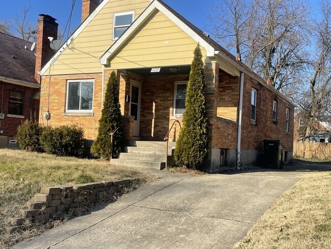 1194 East Way in Cincinnati, OH - Building Photo - Building Photo