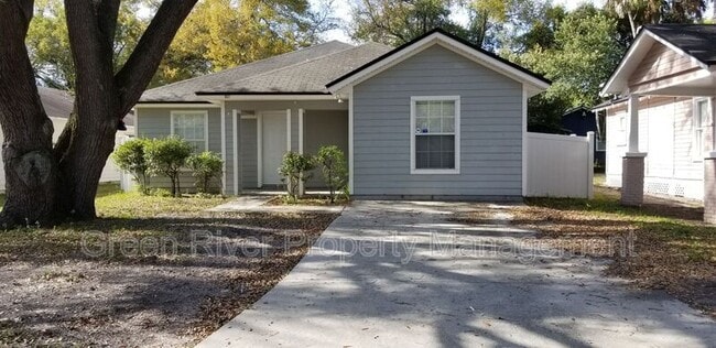 property at 837 Broxton St