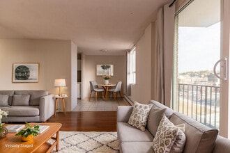Mainstreet Beltline Apartments in Calgary, AB - Building Photo - Building Photo
