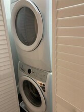 72 Longwood Ave, Unit B in Brookline, MA - Building Photo - Building Photo