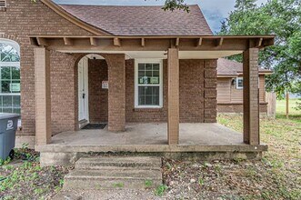 3116 Cypress Ave in Dallas, TX - Foto de edificio - Building Photo
