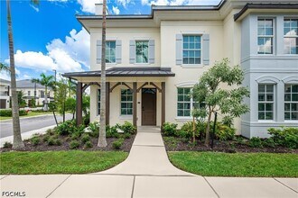 12171 Treeline Ave in Ft. Myers, FL - Building Photo - Building Photo