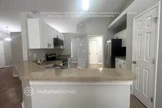 945 Park Valley Cir in Minneola, FL - Foto de edificio - Building Photo