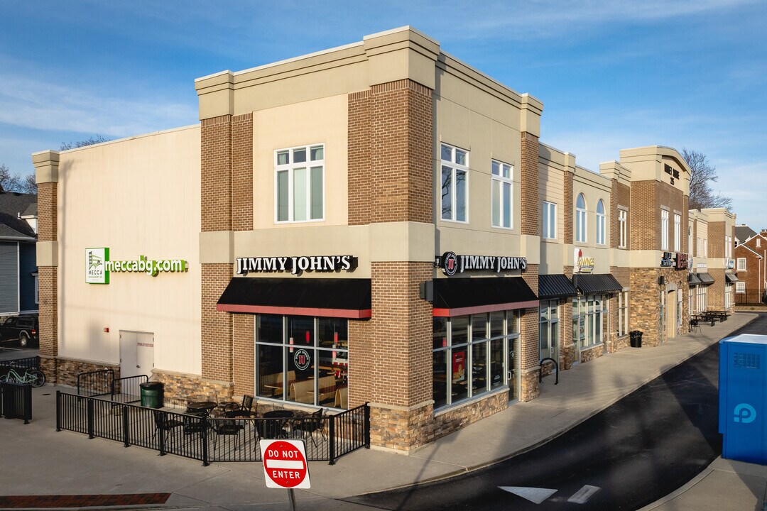 Market Square in Bowling Green, OH - Building Photo