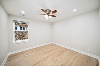 6126 S Eberhart Ave-Unit -3 in Chicago, IL - Building Photo - Building Photo
