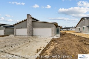 9901 E Annabelle Cir