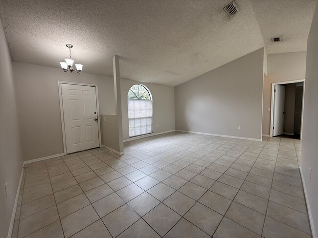 2396 Ainsworth Ave in Deltona, FL - Building Photo - Building Photo