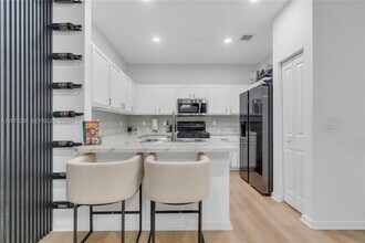 3529 NW 29th Pl in Oakland Park, FL - Building Photo - Building Photo