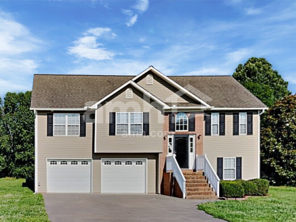 157 Greenfield Rd in Mocksville, NC - Building Photo
