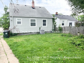 6615 Gilbert Ave in Parma, OH - Building Photo - Building Photo