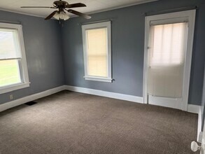 379 2nd Ave in Bridgeville, PA - Building Photo - Building Photo