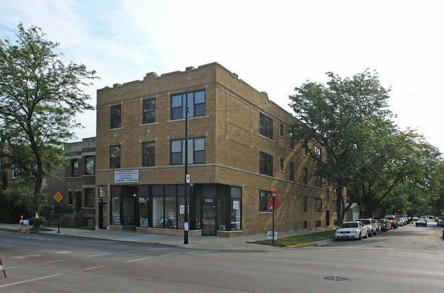3903 N Kedzie Ave