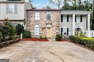 6169 Summit Trail in Norcross, GA - Building Photo