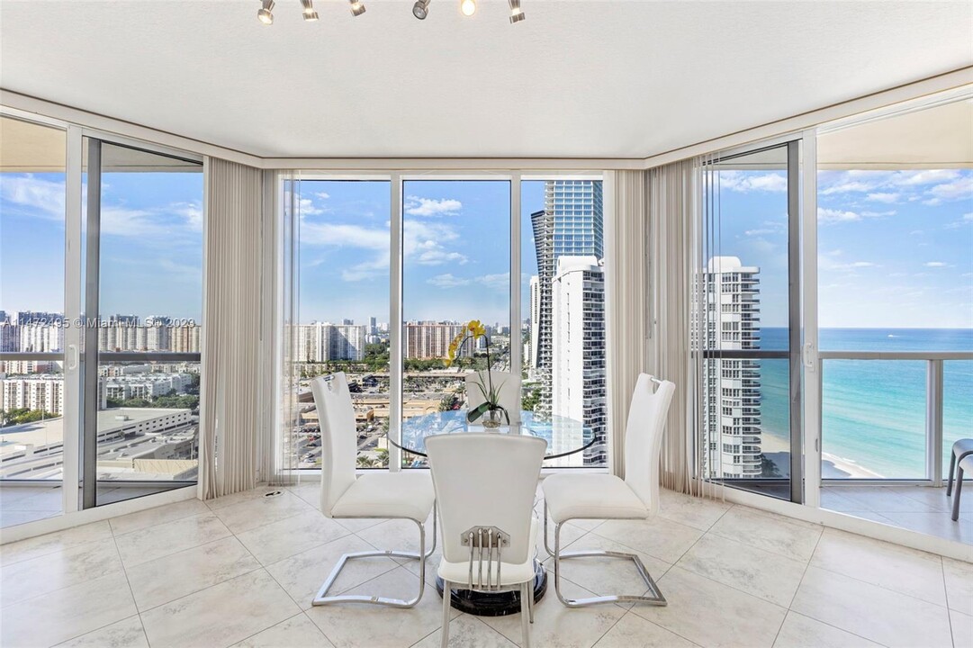 16699 Collins Ave, Unit 2301 in Sunny Isles Beach, FL - Building Photo