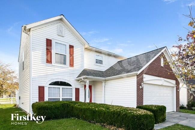 6715 Wimbledon Dr in Zionsville, IN - Foto de edificio - Building Photo