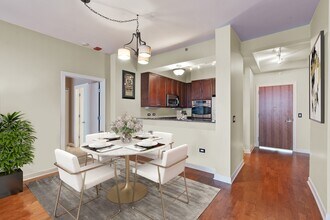 1211 S Prairie Ave, Unit 2003 in Chicago, IL - Building Photo - Building Photo