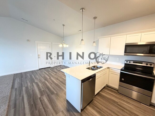 property at 13527 S Hanley Ln