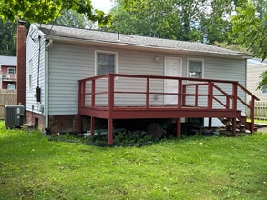 217 S Winchester Ave in Waynesboro, VA - Building Photo - Building Photo
