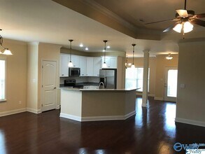 467 E Mossyleaf Dr SW in Huntsville, AL - Building Photo - Building Photo