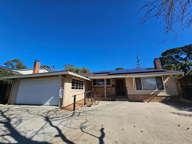 property at 543 Cuesta Dr