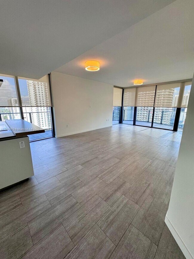 property at 1000 Brickell Ave