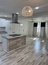 236 Sandpiper Dr in Portsmouth, VA - Foto de edificio - Building Photo