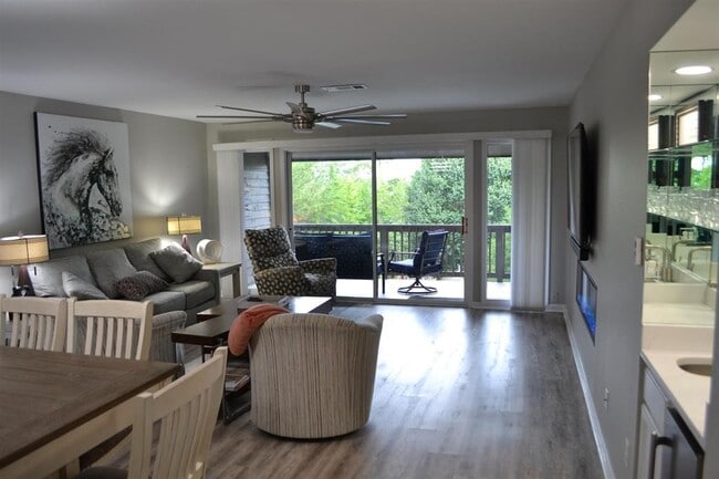 200 Hamilton Oaks Dr in Hot Springs, AR - Building Photo - Building Photo