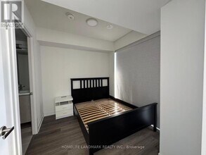 55 Cooper St in Toronto, ON - Building Photo - Building Photo