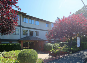 Fern Street Apartments in Victoria, BC - Building Photo - Building Photo