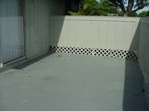 4037 NW Cinnamon Tree Cir in Jensen Beach, FL - Foto de edificio - Building Photo