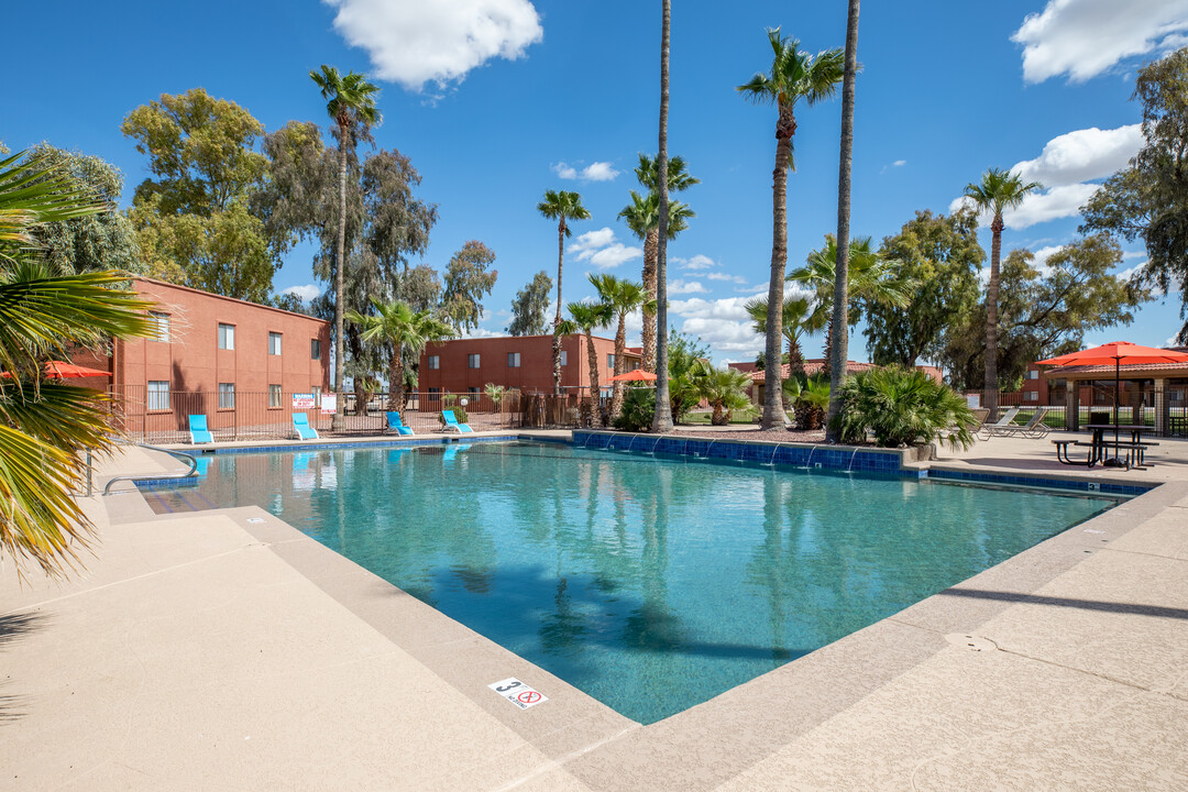 Courtyard Apartments in Casa Grande, AZ - Foto de edificio