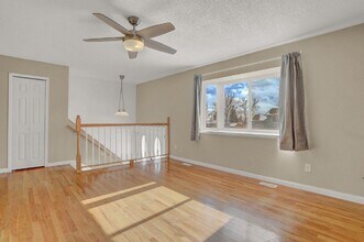 512 Squire St in Colorado Springs, CO - Building Photo - Building Photo