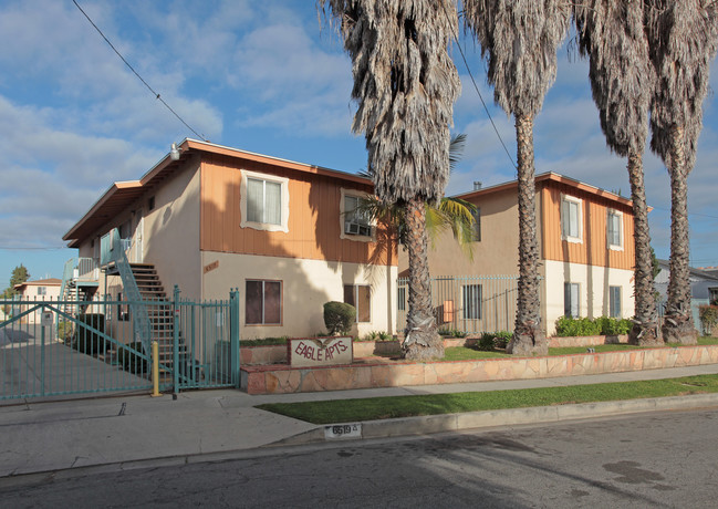 Eagle Apartments in Bell, CA - Building Photo - Building Photo