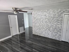 2190 NE 1st Ln in Boynton Beach, FL - Building Photo - Building Photo