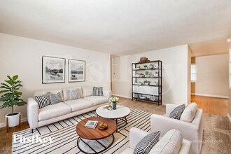 322 Deville Pl in Whiteland, IN - Building Photo - Building Photo