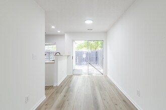 1766 Forest Side Ln in Charlotte, NC - Building Photo - Building Photo
