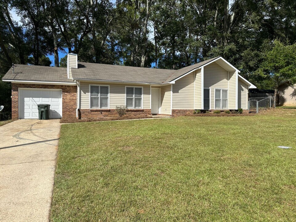 309 E Emerald Dr in Enterprise, AL - Building Photo