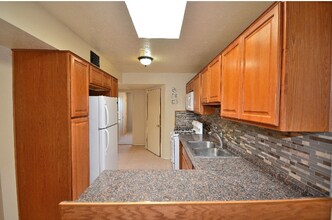 1032 Camino Vista Aurora in Santa Fe, NM - Building Photo - Building Photo