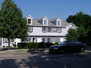 36 S Central Ave in Nanuet, NY - Building Photo - Building Photo