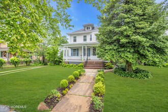 73 Maple Pl in Keyport, NJ - Building Photo - Building Photo