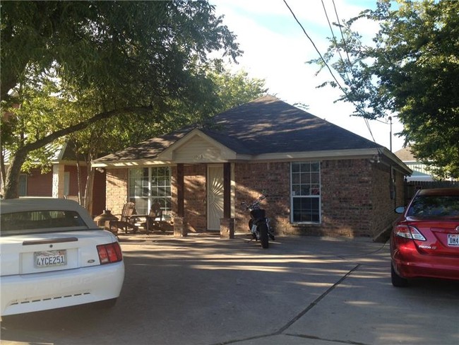 property at 1923 S 15th St