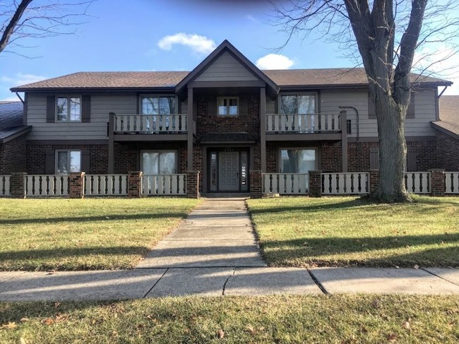 Mossing Townhomes in Toledo, OH - Building Photo - Building Photo