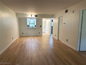 28180 Pine Haven Way in Bonita Springs, FL - Building Photo - Building Photo