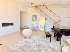 207 King St, Unit 503 in San Francisco, CA - Building Photo - Building Photo