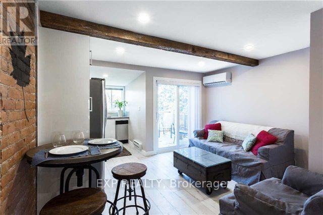 122 Parkmount Rd