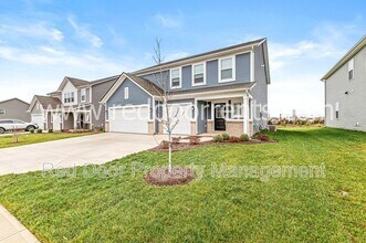 5824 Fire Opal Wy in Indianapolis, IN - Foto de edificio - Building Photo