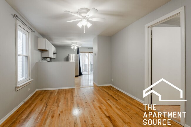 1380 N Dean St, Unit 1R in Chicago, IL - Building Photo - Building Photo