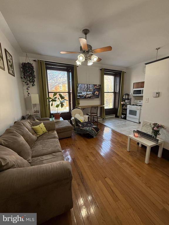 2008 Spring Garden St