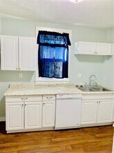 1353 E Dayton St in South Bend, IN - Building Photo - Building Photo