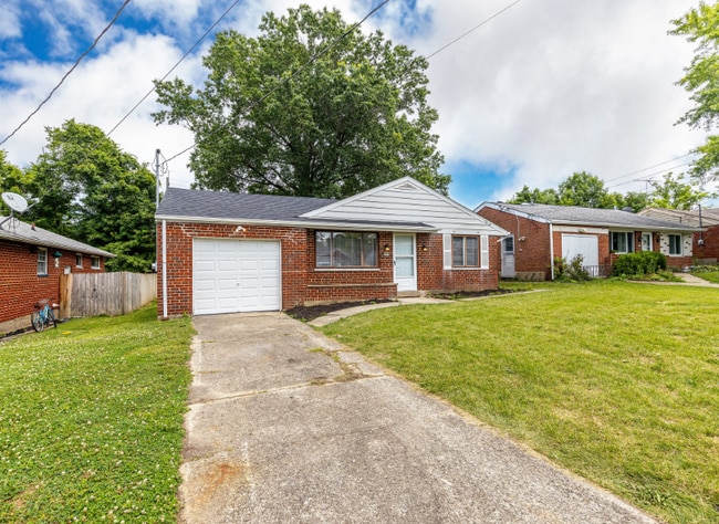 6630 Twinridge Ln in Cincinnati, OH - Building Photo - Building Photo